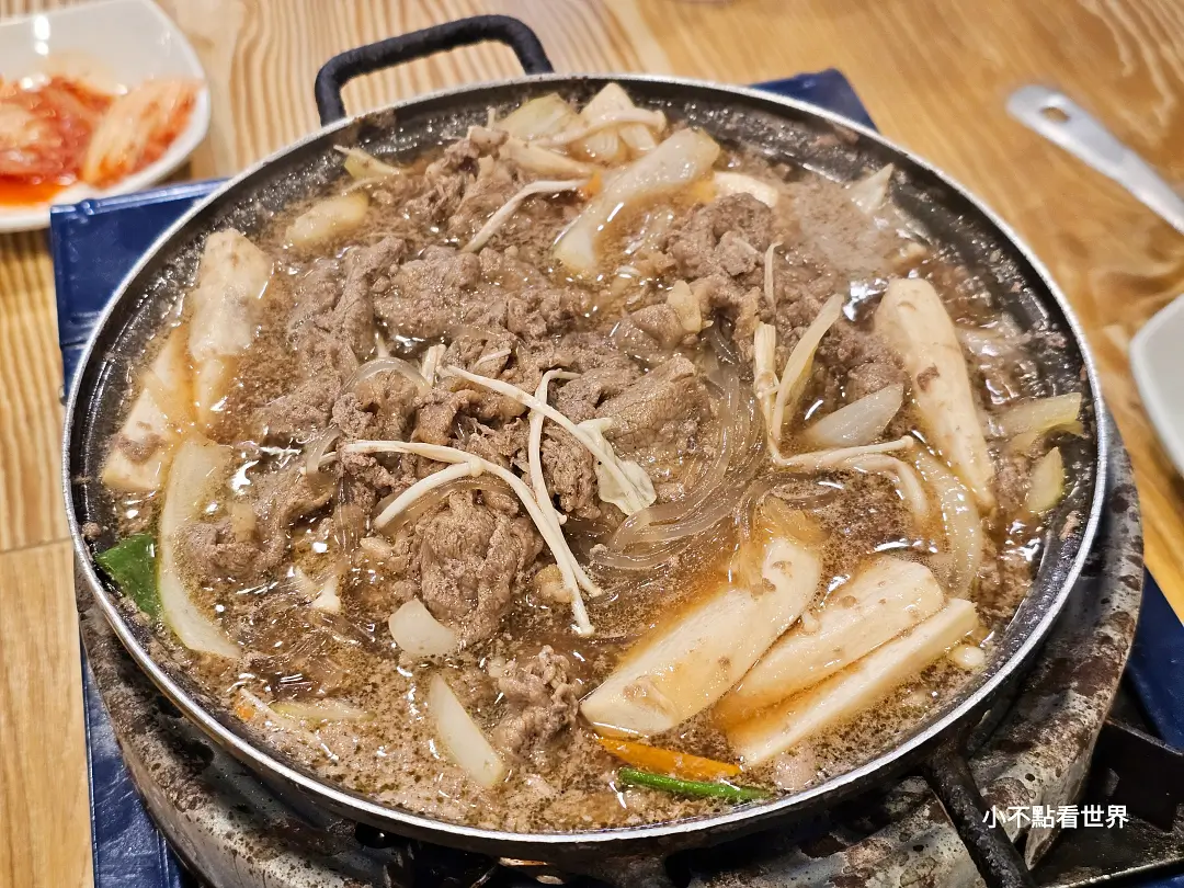 鐘路 BBQ 菜包肉與五花肉