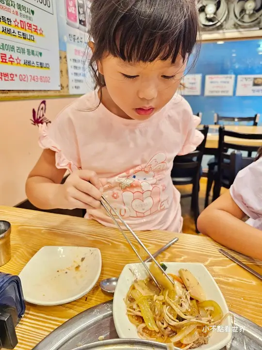 鐘路 BBQ 菜包肉與五花肉