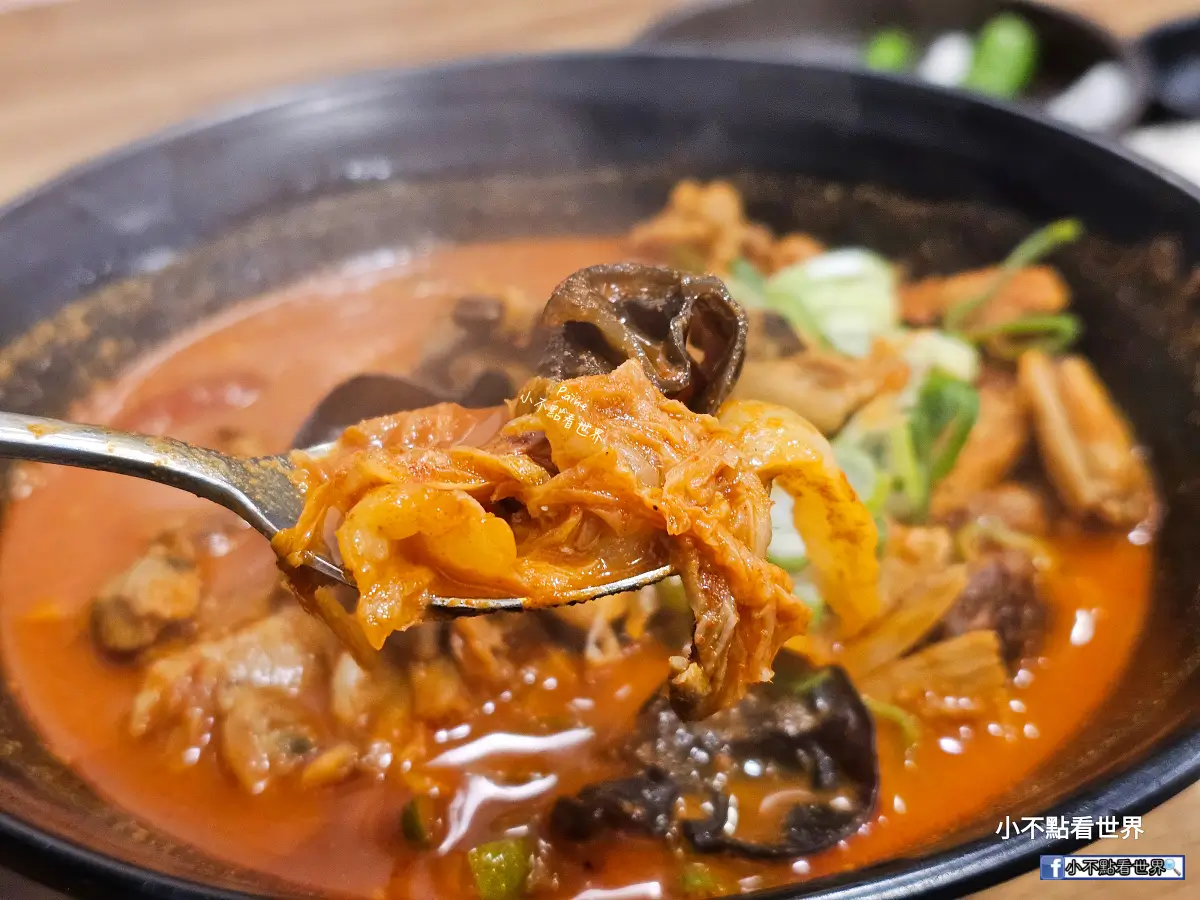 青年炒馬麵湯飯 青年炒馬麵湯飯