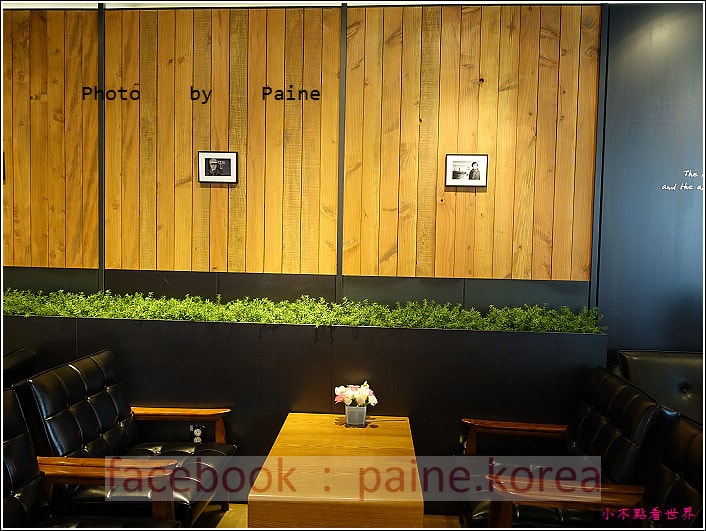 江南221B in Seoul coffee lounge (11).JPG