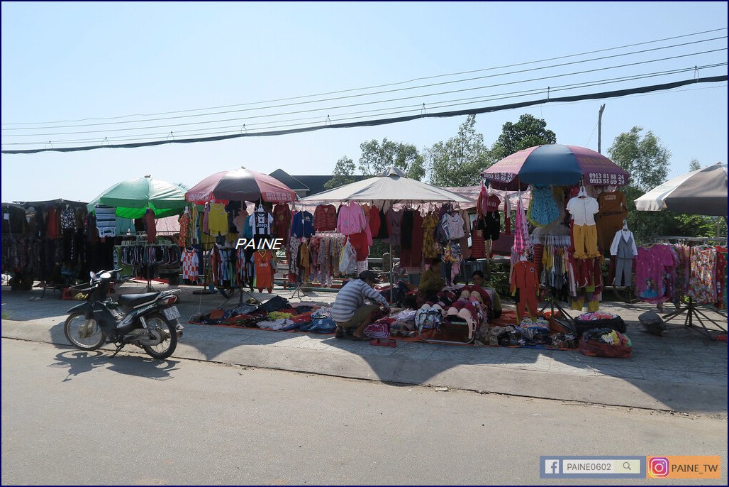 Ham Ninh Market